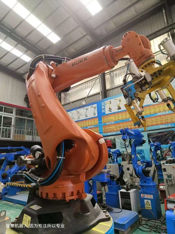 KUKA KR210 R2700 extra C4-robot NUWE en GEBRUIKT verkrijgbaar Spotlassen, Pressen, Paletiseren, Laden en lossen