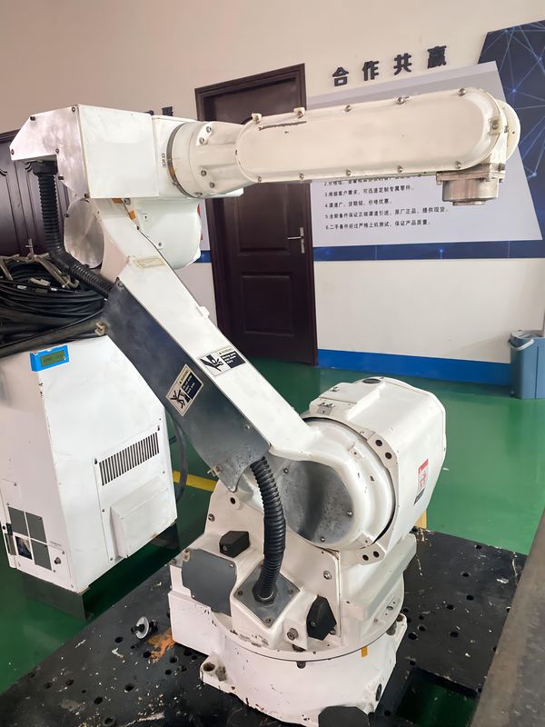 XRC Gebruikte robotarm nuttige lading 20 kg Yaskawa CR20 Cleanroom Robots, Material Handling Robots, Pick and Place Robots
