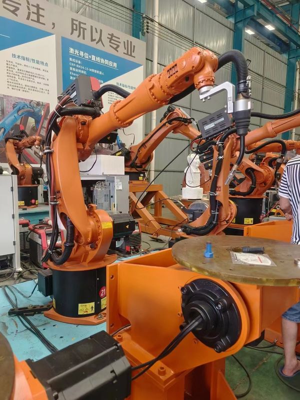 KUKA KR16 L6 Robot Gebruikte industriële robotarm, Lasrobot, Laadrobot, Handleidingsrobot