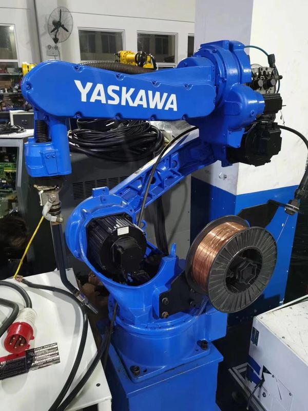 Industriële Las MA1400 Yaskawa Gebruikte Robotarm Met 3kg Nutteload Met Bestuurskast 6 Assen