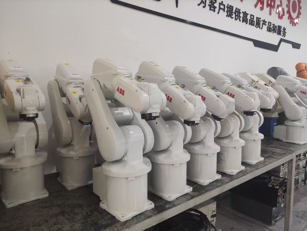 ABB IRB 1200 (5/0.9) Robot voor het verwerken van onderdelen, polijsten, meten, monteren van onderdelen