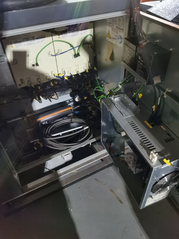 KRC4 Controller inbegrepen Gebruikte KUKA-robots KR60-3 60kg Nutteload 2033mm Bereik voor laden Handelen Snijden en monteren