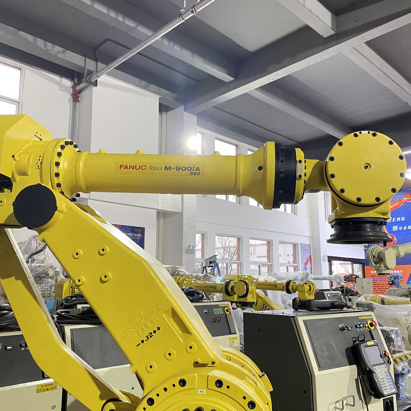 Bereik varieert doorgaans van 600 mm tot 3000 mm Gebruikte ABB-robots Plafond gemonteerd met herhaalbaarheid 006 mm Ontworpen voor geautomatiseerde assemblagelijnen