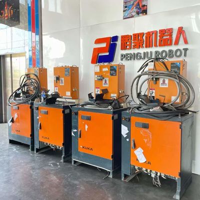 KUKA KR 270 R2700 Ultra 6-Axis Robot Arm met 270kg Nutteload 2696mm Bereik en 0,06mm Herhaalbaarheid