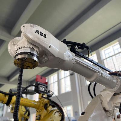 Gebruikte ABB-Vlek 6 de Robot van het Aslassen Behandelingsrobot ABB6640-130/3.2