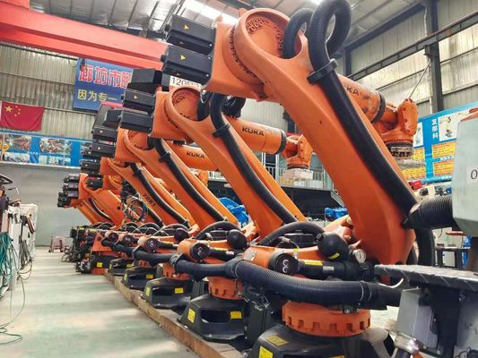 KUKA gebruikte het Robotachtige Kabinet die van de Wapenkr210 C4 Controle Lading het Stempelen het Snijden stapelen behandelen