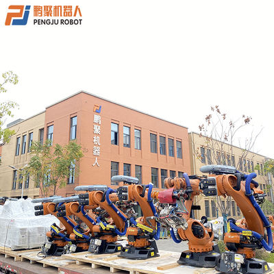 Kuka programma palletiserende robot met ±0,1 mm herhaalbaarheid en gemakkelijke integratie in bestaande systemen