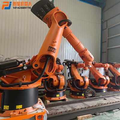 KR360 het stapelen van het stempelen Gebruikte Kuka-Robot met 2826mm de Lading van de Wapenspanwijdte 360kg