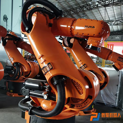 KUKA KR360 Palettering, laden en lossen van onderdelen, bewerking, hantering van onderdelen