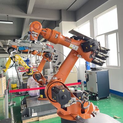 16 kg Kuka gebruikte robots met IP65 veiligheidsbeoordeling, robotten voor het verwerken van materialen, MIG-lasrobots
