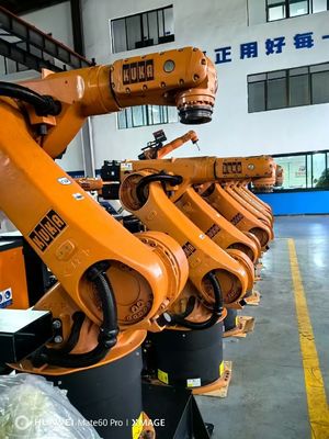 KRC4 Controller inbegrepen Gebruikte KUKA-robots KR60-3 60kg Nutteload 2033mm Bereik voor laden Handelen Snijden en monteren
